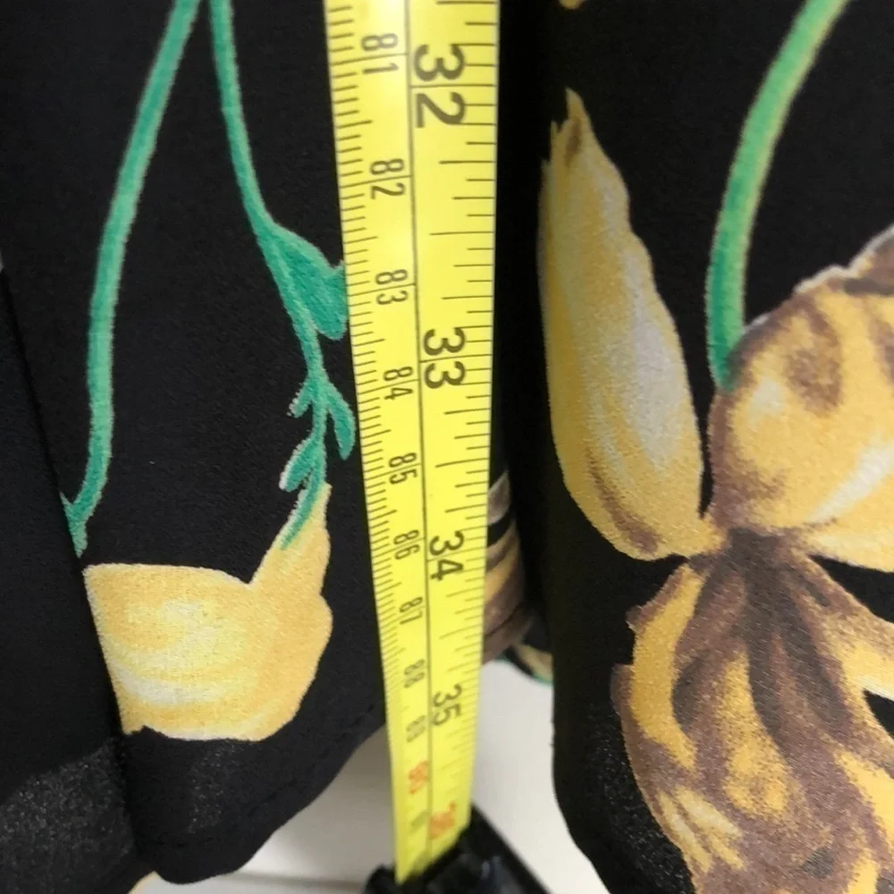 Lush dress sleeveless, crossover front and back - Picture 9 of 10